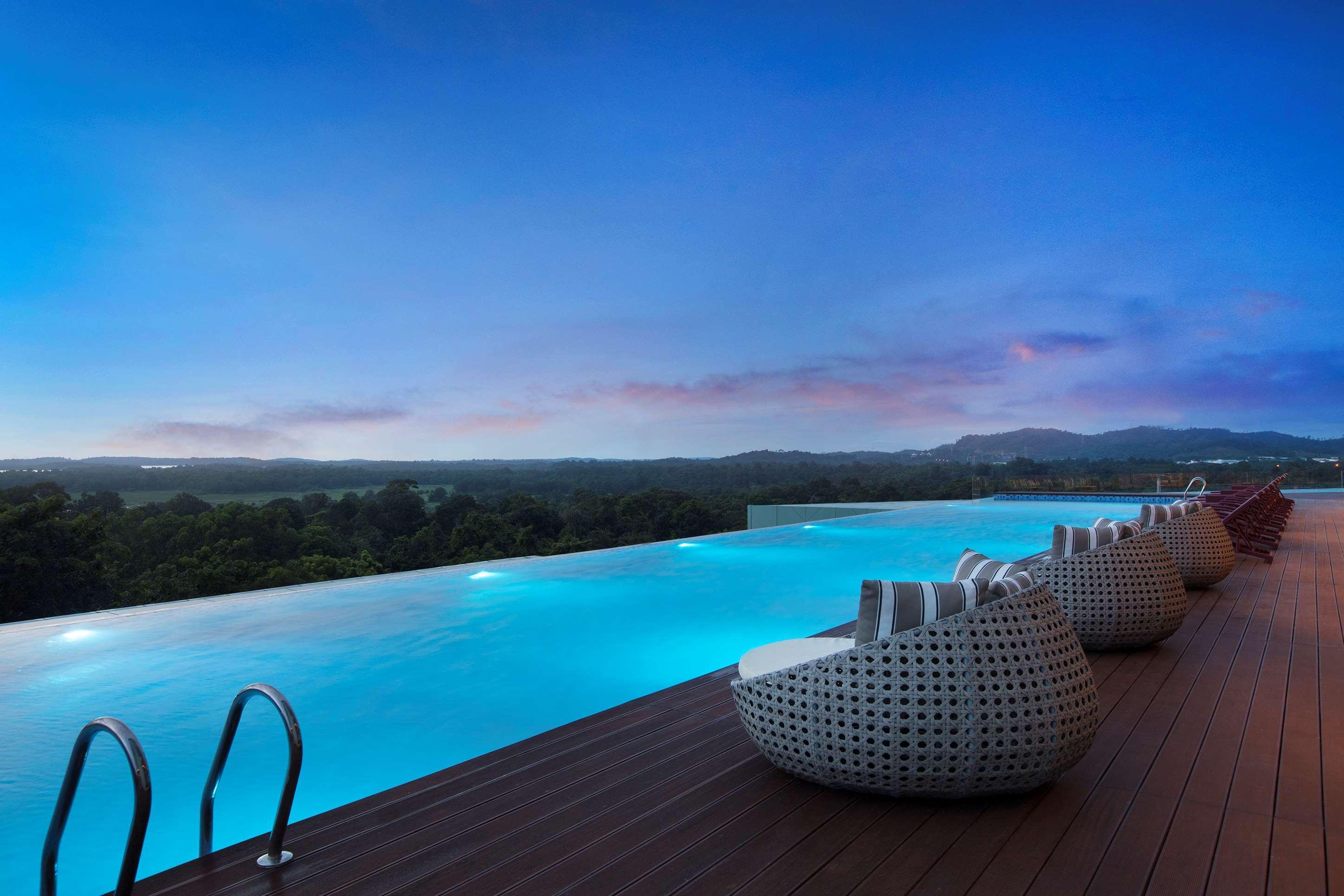 Best Western Premier Panbil Batam Exterior foto