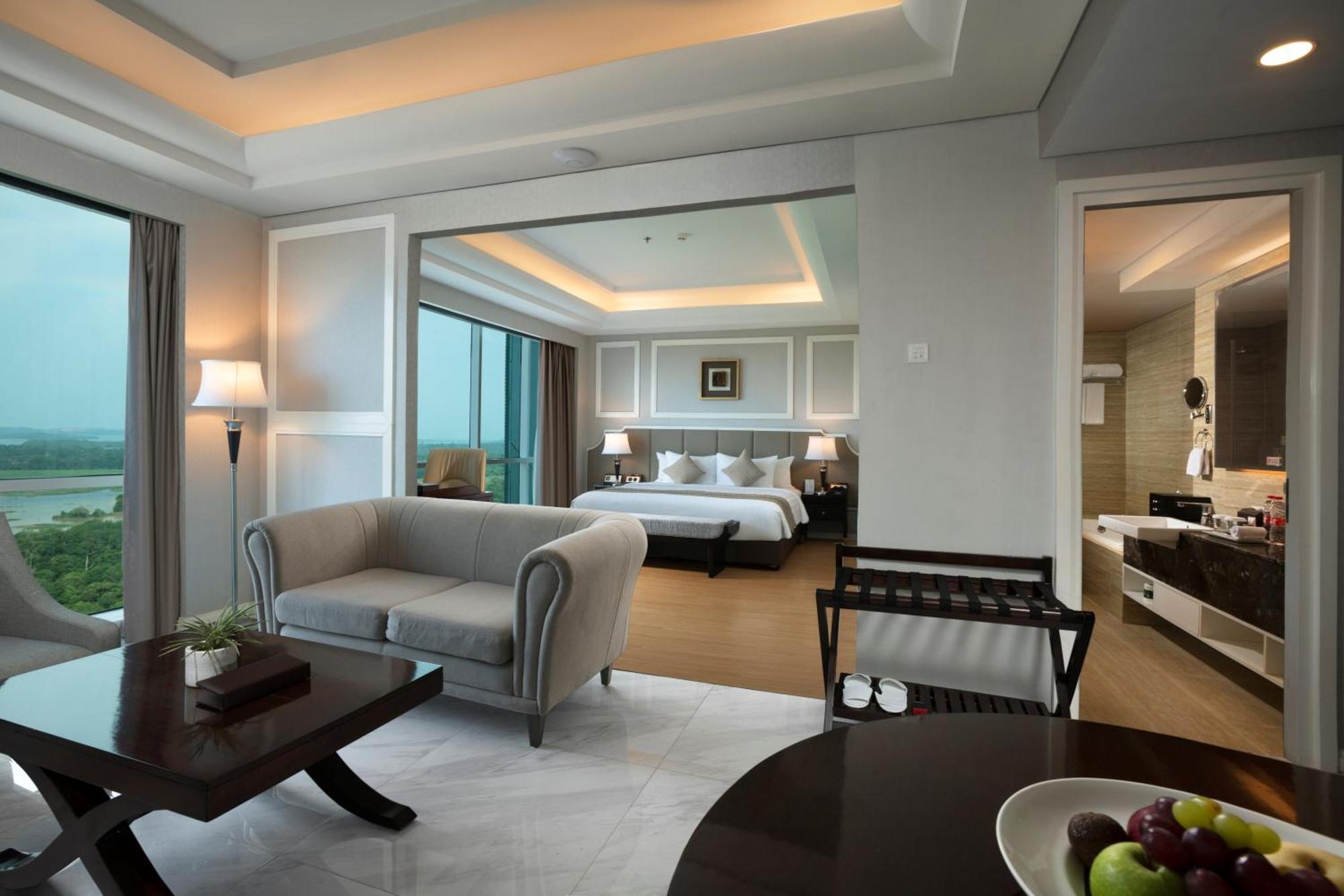 Best Western Premier Panbil Batam Exterior foto